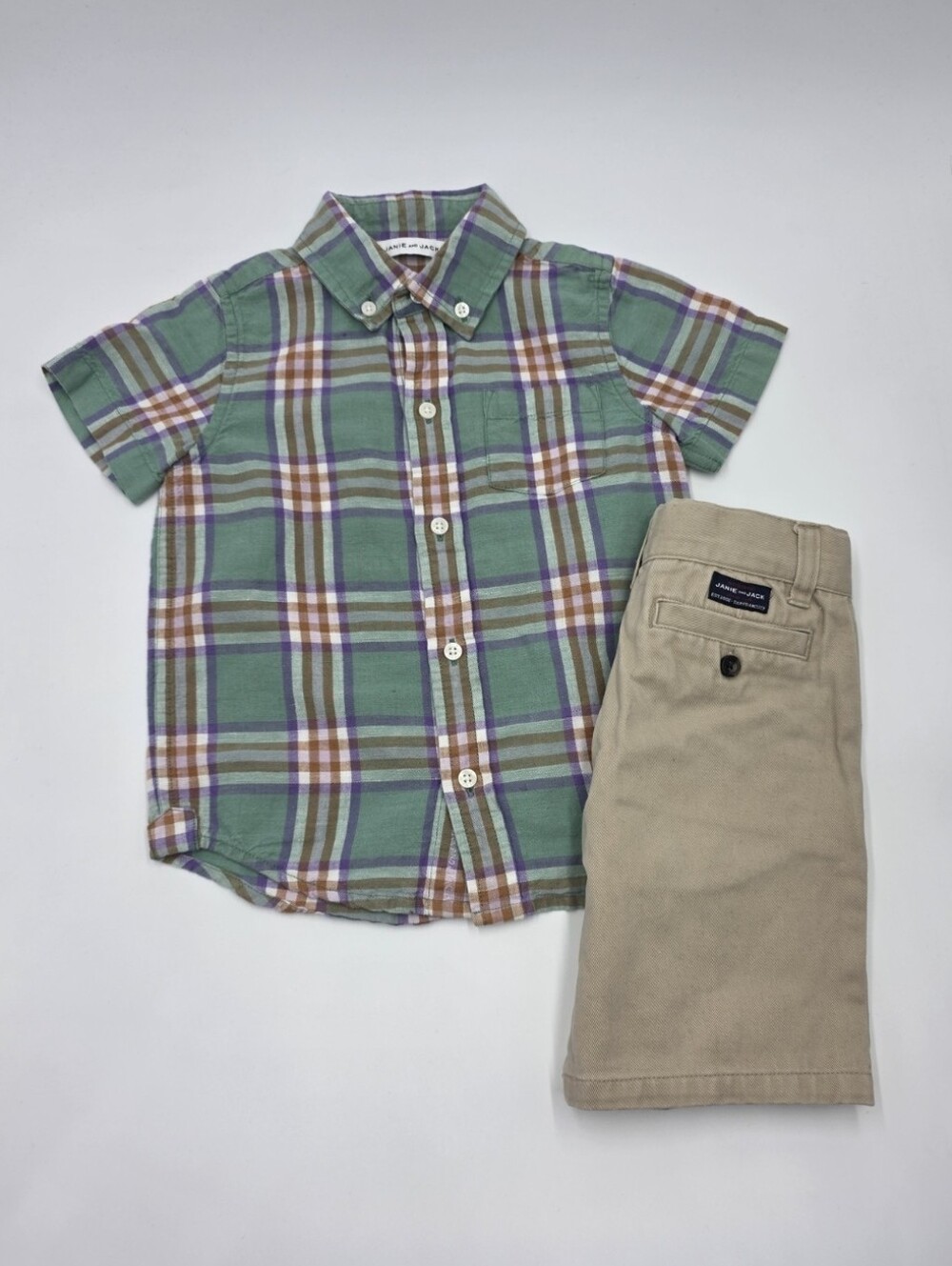 Janie and Jack boys' linen button down and khaki shorts size 3